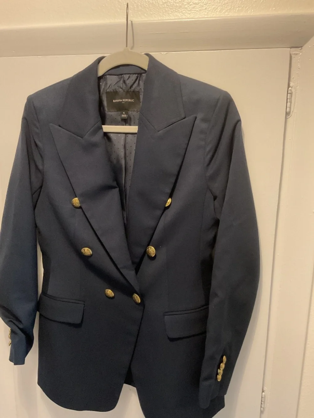 Banana Republic Fitted Blazer, Size 6, Navy Color